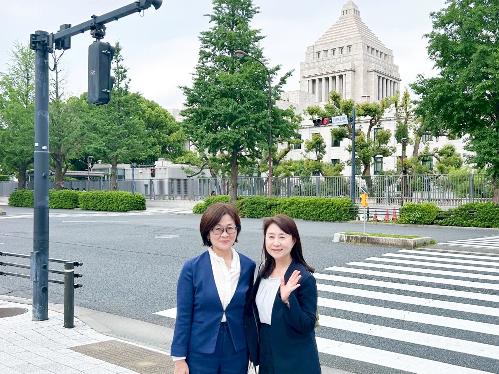 国会表敬訪問の様子